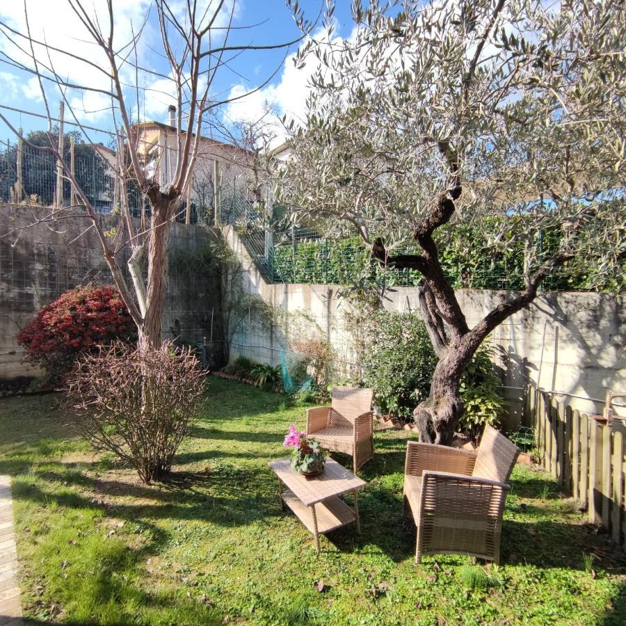 Nonna Lella - Appartamento Con Parcheggio Privato Montepulciano Stazione Exterior foto