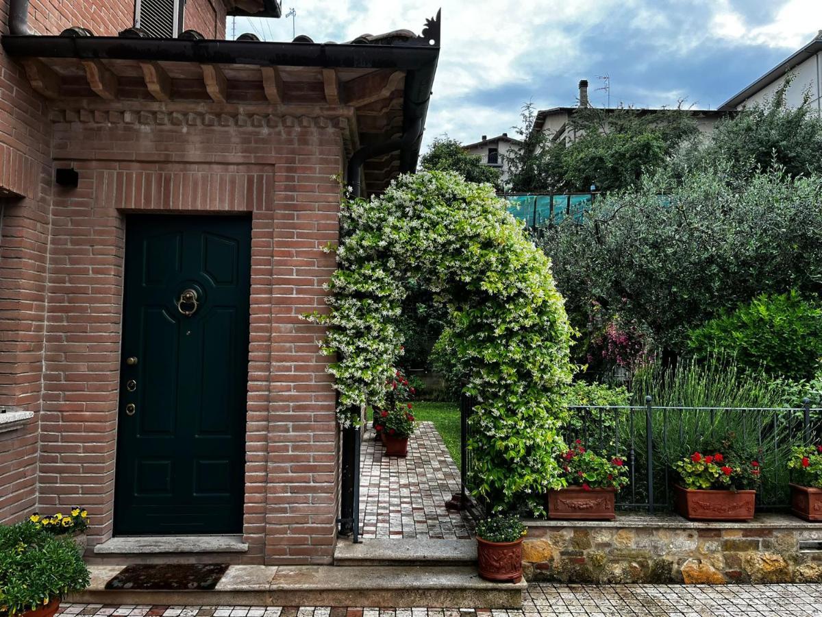 Nonna Lella - Appartamento Con Parcheggio Privato Montepulciano Stazione Exterior foto